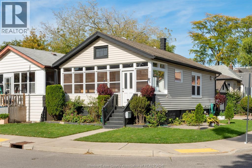 2-bedroom Single Family at 404 Caroline Street, Windsor — photograph 2