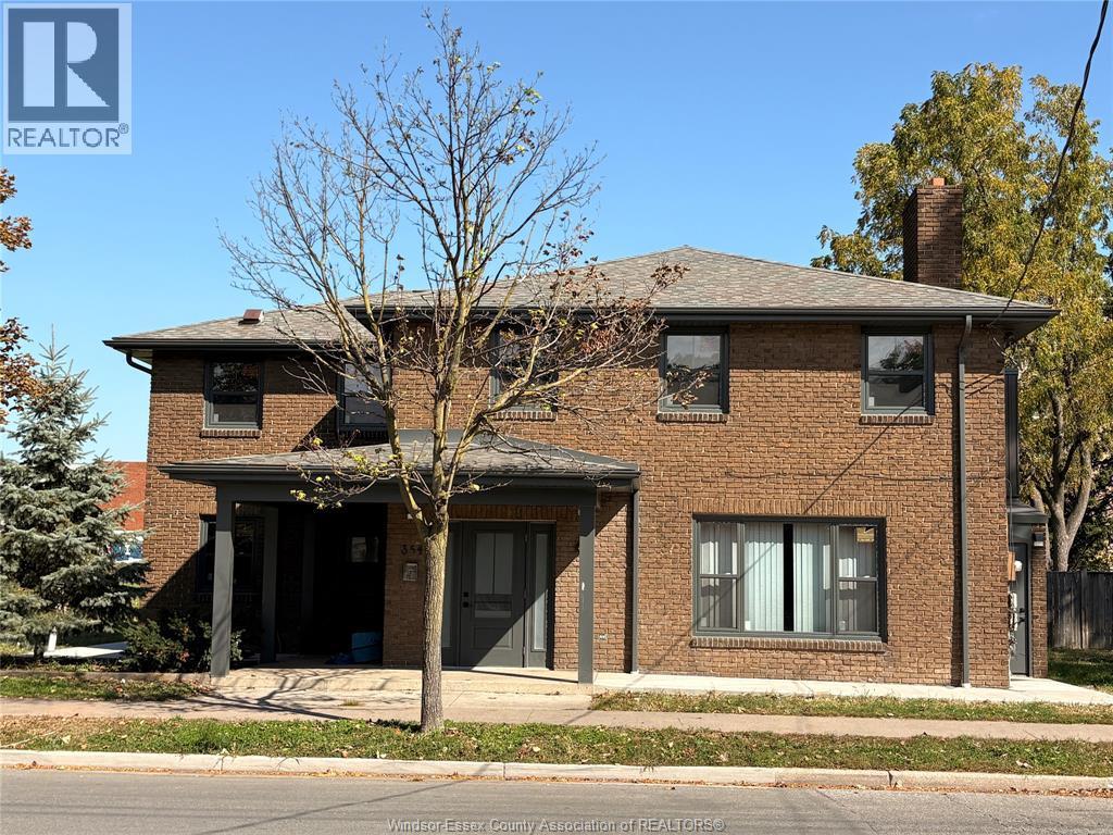 8-bedroom Single Family at 354 Mill, Windsor — primary photograph