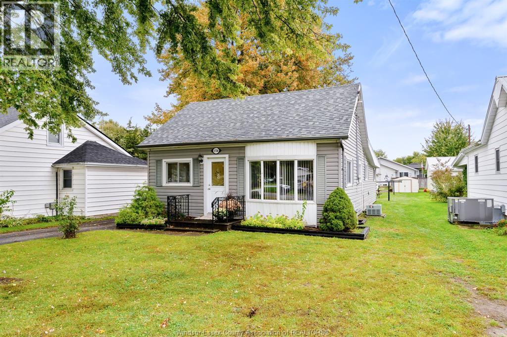 3-bedroom Single Family at 6504 Abbott Avenue, Comber — photograph 3