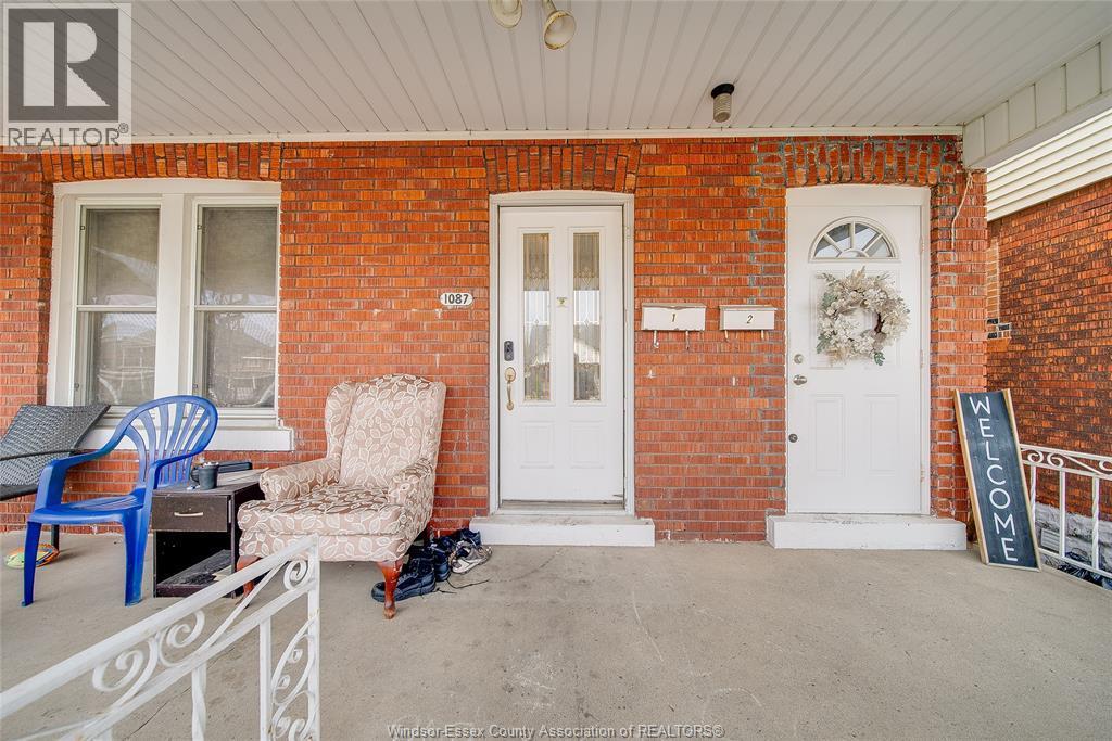 3-bedroom Single Family at 1087 Marentette, Windsor — photograph 2