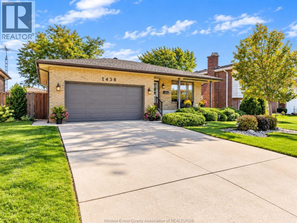 4-bedroom Single Family at 1438 Rushwood Crescent, LaSalle — primary photograph