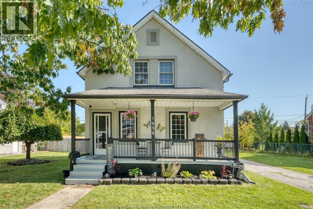 4-bedroom Single Family at 1650 Albert Road, Windsor — primary photograph