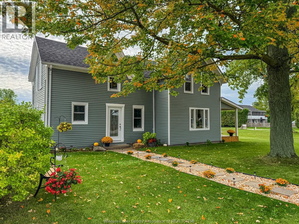 3-bedroom Single Family at 469 King Street, Harrow — photograph 3