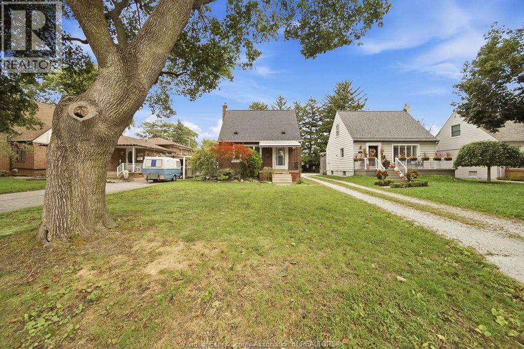 Single Family — 1844 Durham Place, Windsor, Ontario