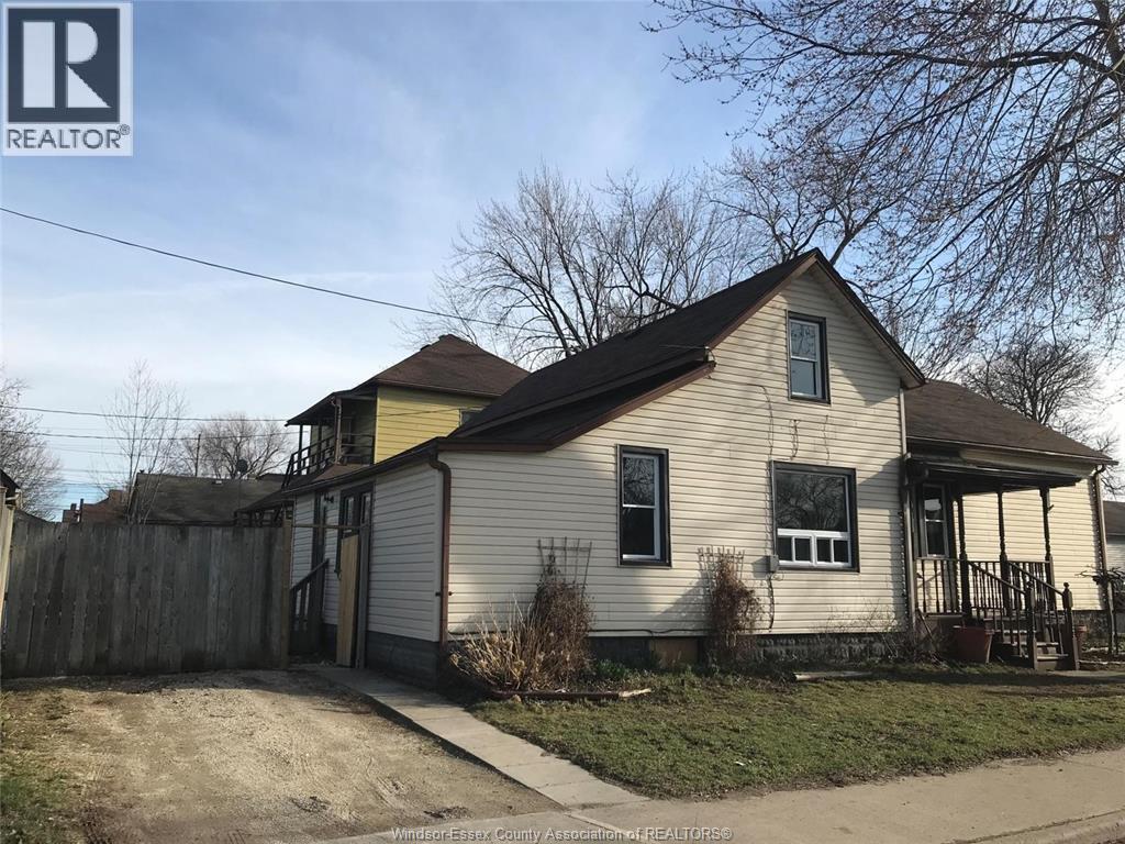 Single Family — 304 Parent Avenue, Windsor, Ontario