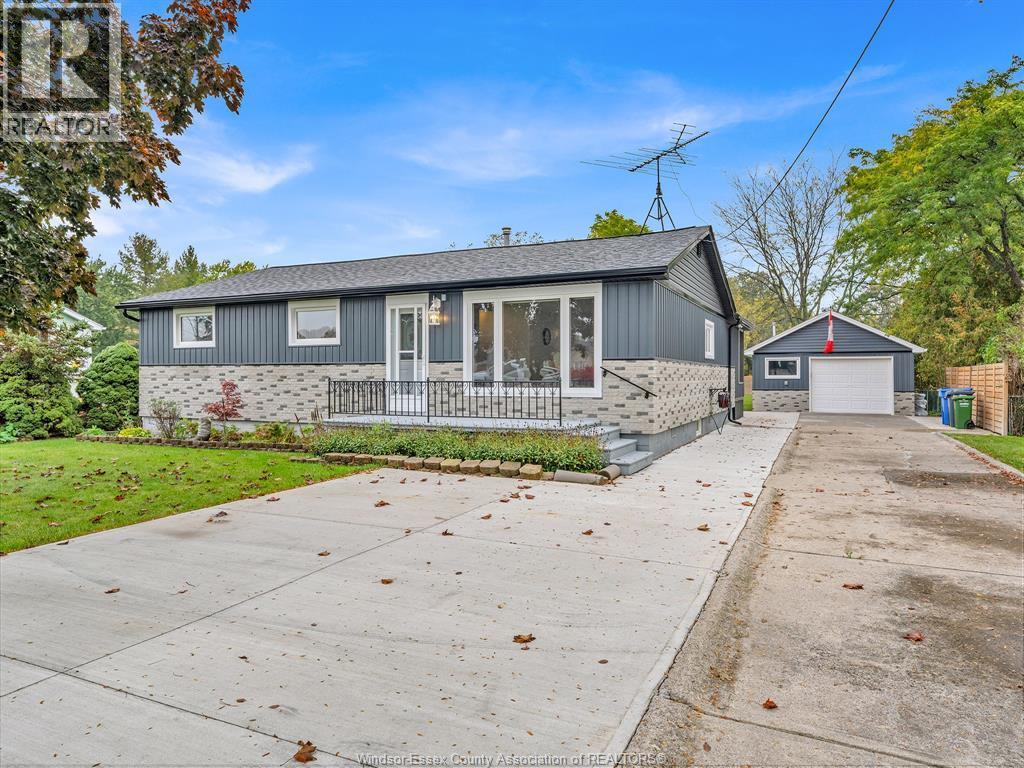 3-bedroom Single Family at 8520 Middle Sideroad, McGregor — photograph 3