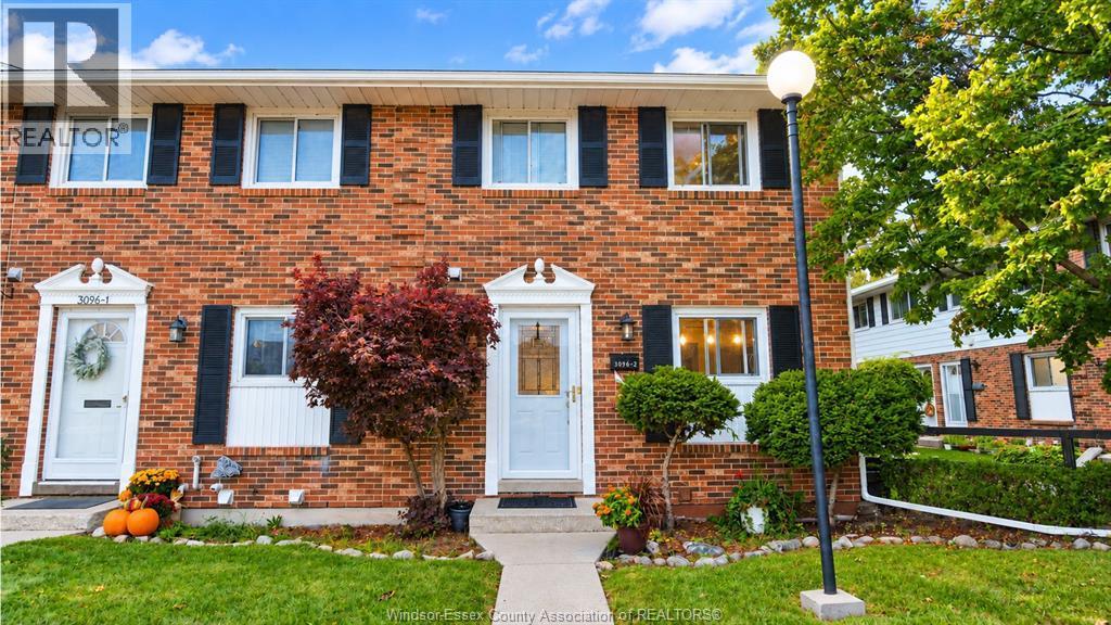 3-bedroom Single Family at 3096 Meadowbrook Lane #2, Windsor — photograph 2