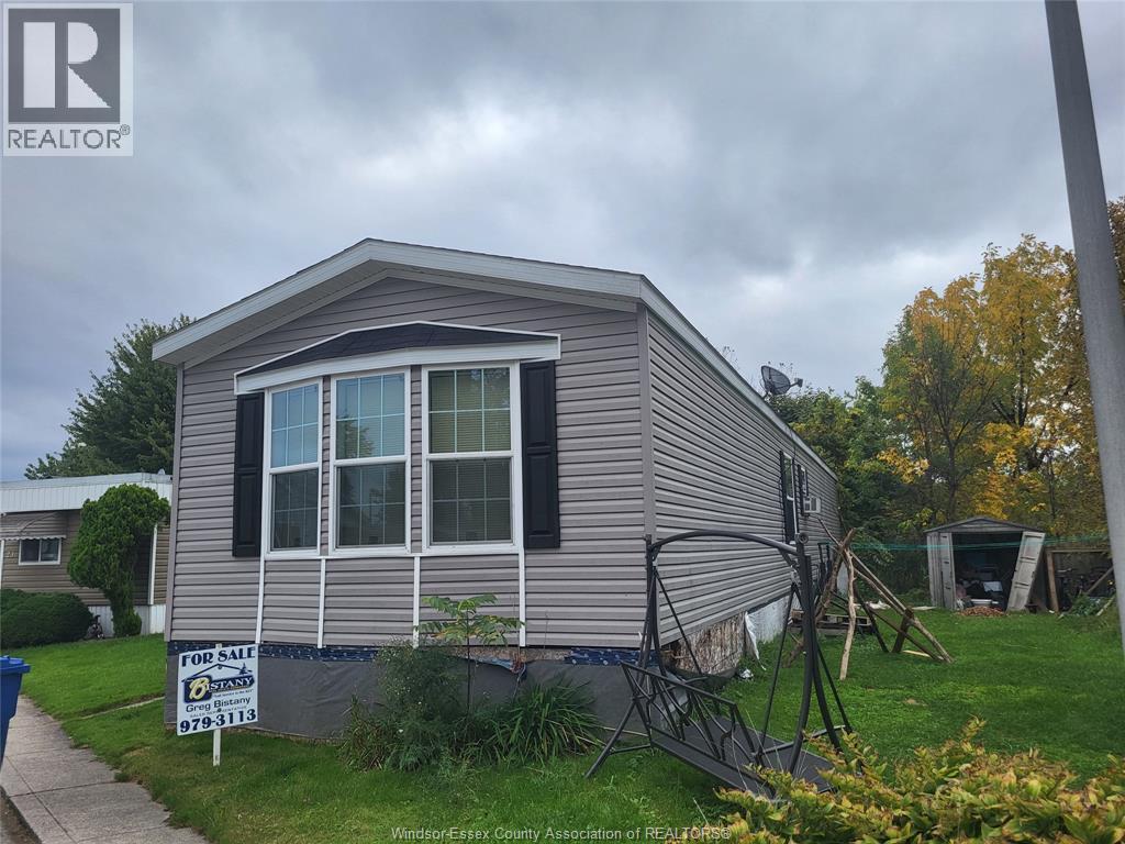 2-bedroom Single Family at 21 Wilder, Lakeshore — primary photograph