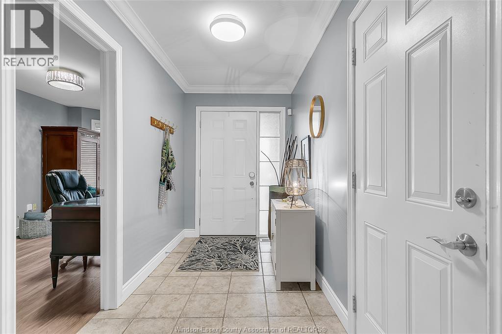 3-bedroom Single Family at 1506 D'amore Drive, LaSalle — photograph 3