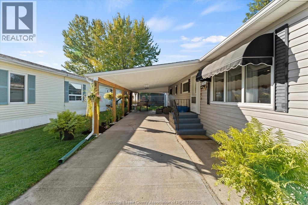 2-bedroom Single Family at 20 Poplar Drive, McGregor — photograph 3