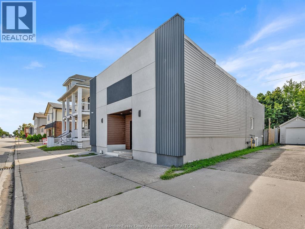 Industrial at 1623 Drouillard, Windsor — primary photograph