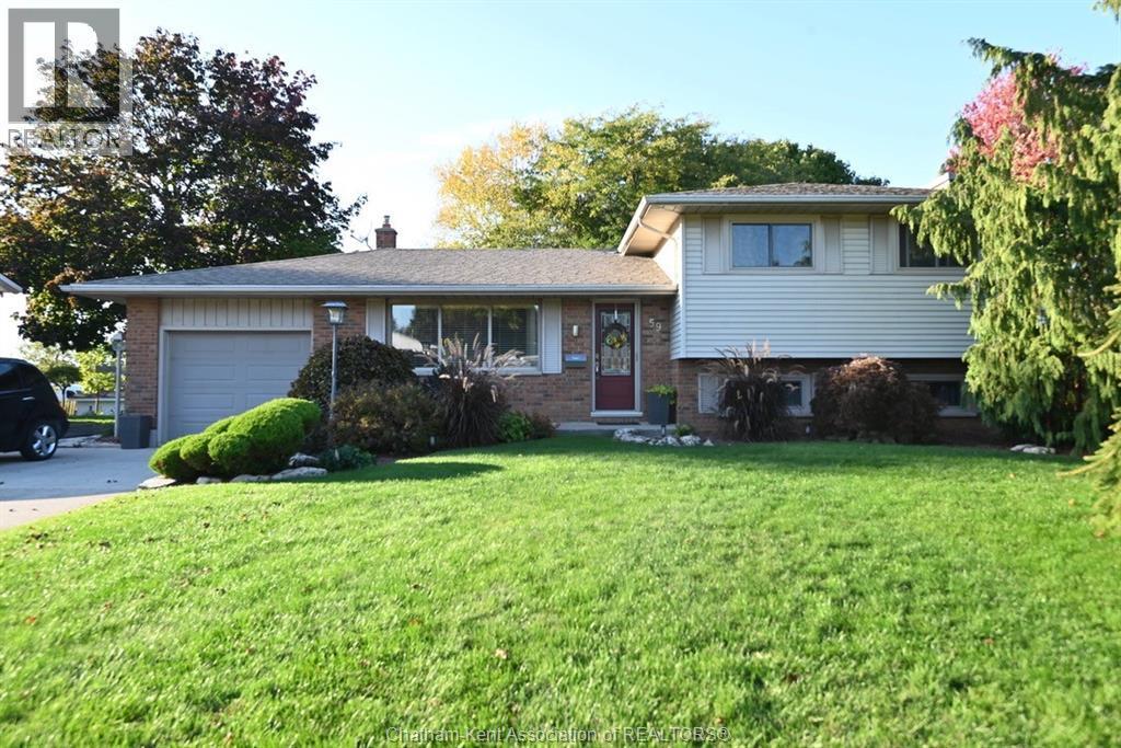 3-bedroom Single Family at 59 Oak Street, Ridgetown — primary photograph