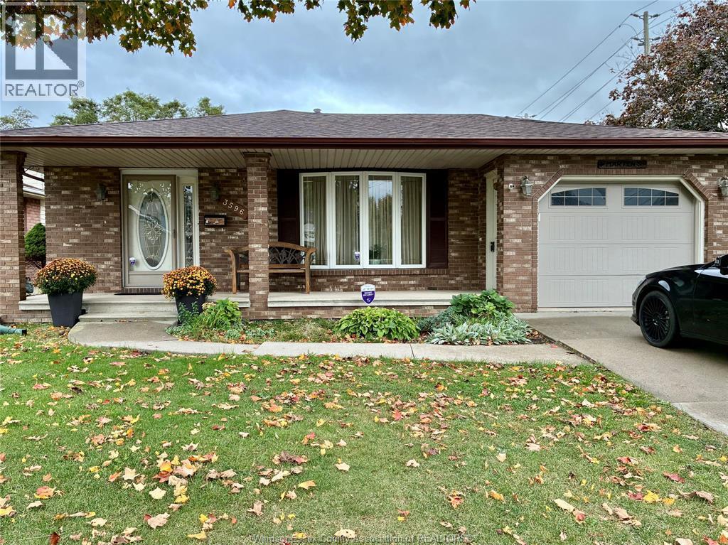 Single Family — 3596 Hemlock Avenue, Windsor, Ontario