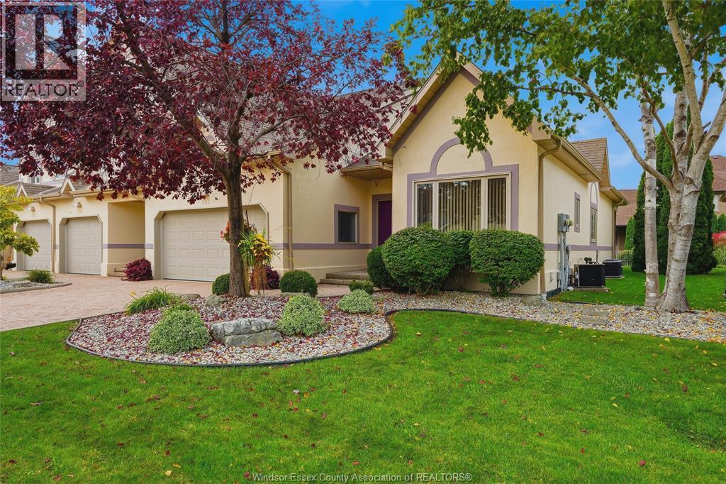 2-bedroom Single Family at 382 Jason Court, Tecumseh — primary photograph