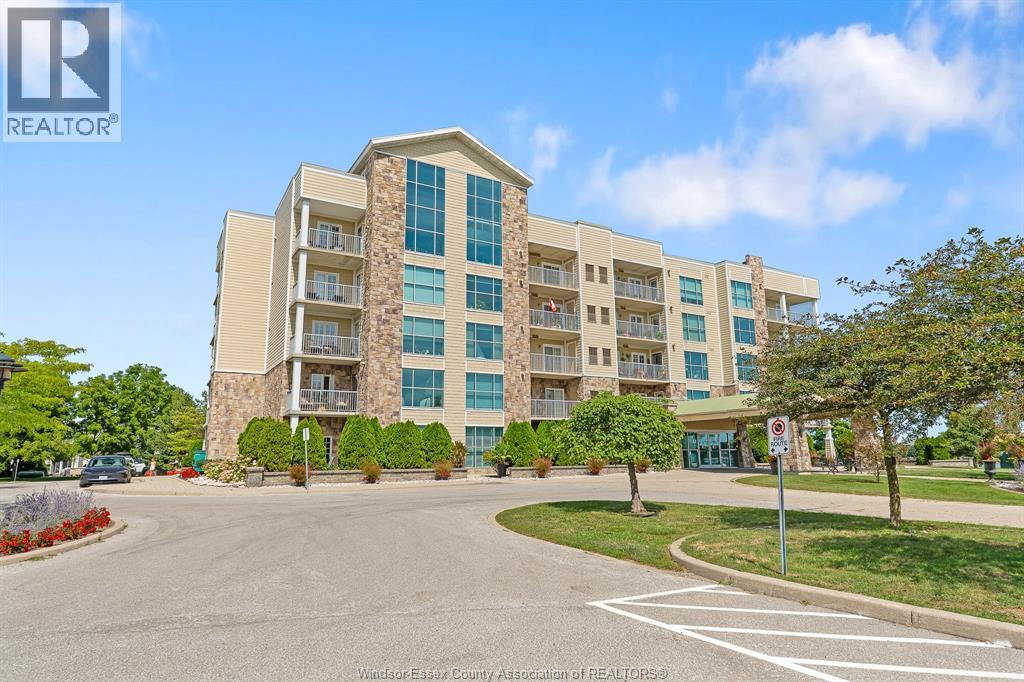 2-bedroom Single Family at 34 Boblo Island Boulevard #407, Amherstburg — photograph 2