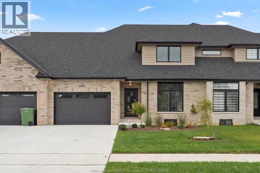 4-bedroom Single Family at 505 Water Road, Amherstburg — primary photograph