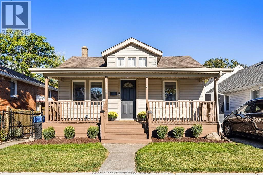 2-bedroom Single Family at 1768 St. Luke, Windsor — primary photograph