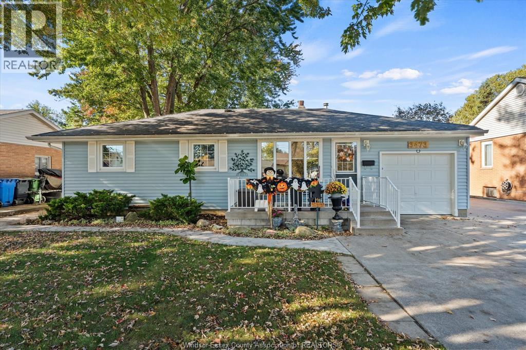 3-bedroom Single Family at 3473 Bliss, Windsor — primary photograph
