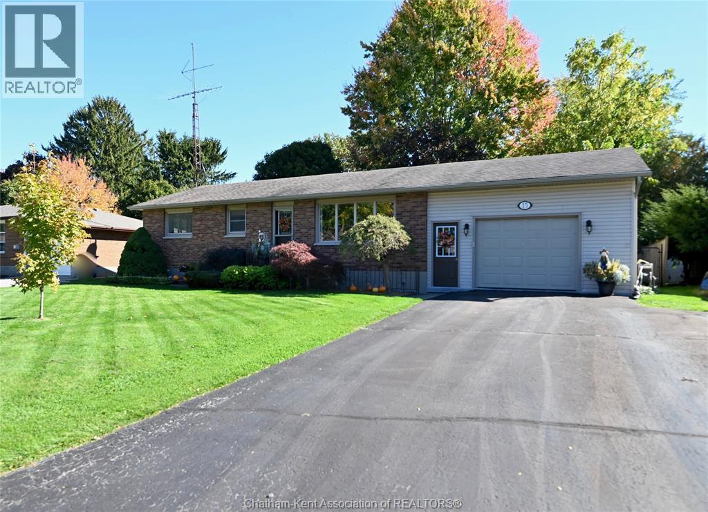 Single Family — 15 Hillsdale Avenue, Ridgetown, Ontario
