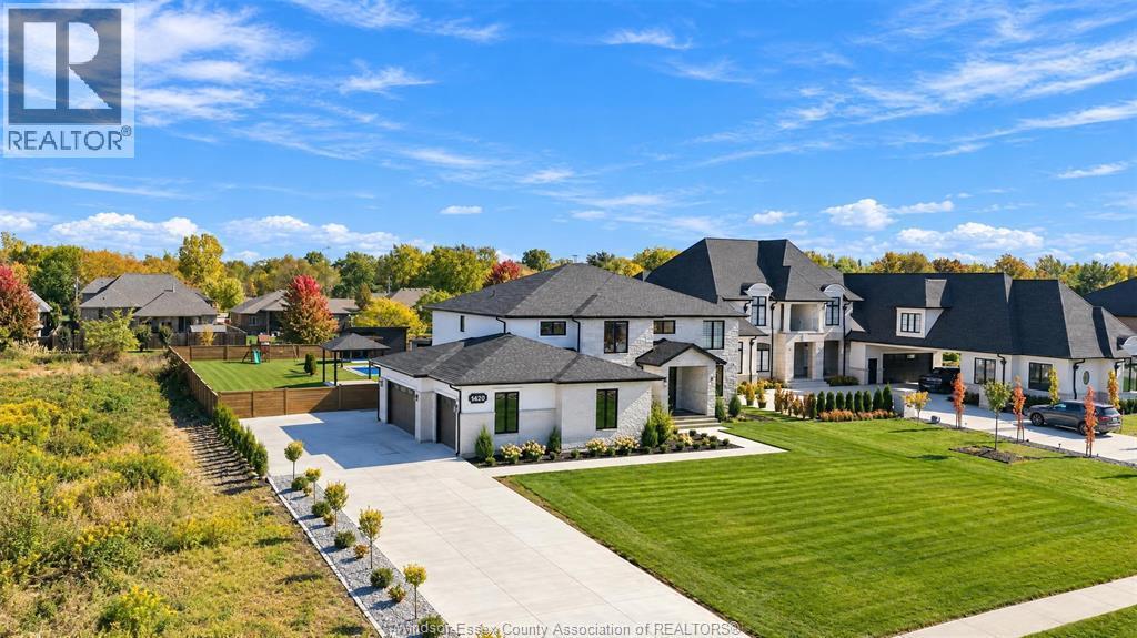 7-bedroom Single Family at 1420 Mullins Drive, Lakeshore — photograph 2