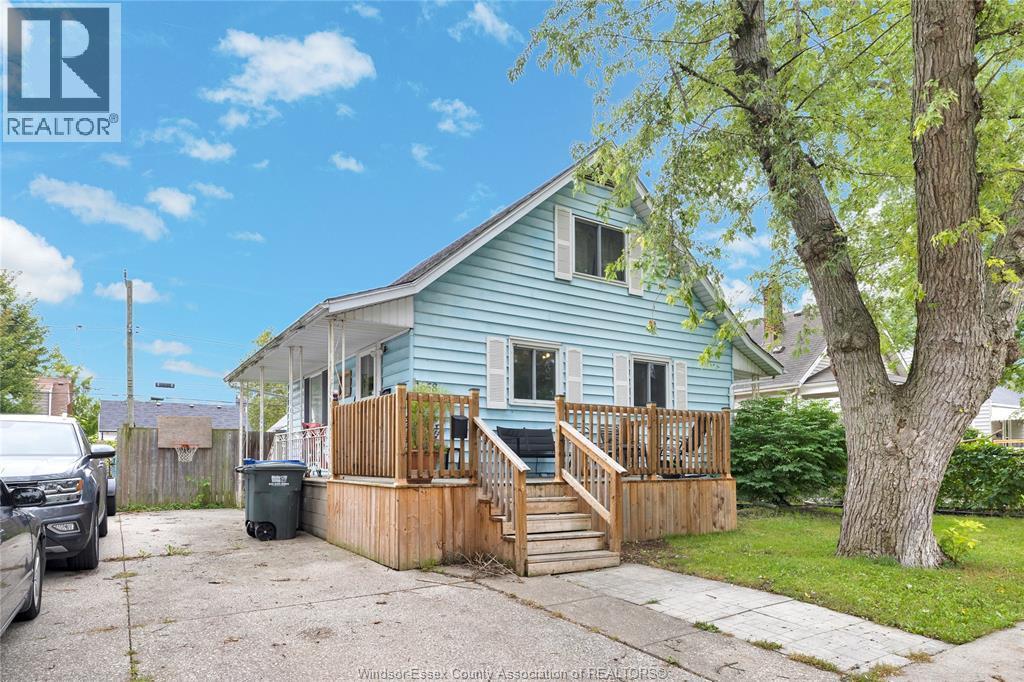 Single Family — 1658 Arthur, Windsor, Ontario