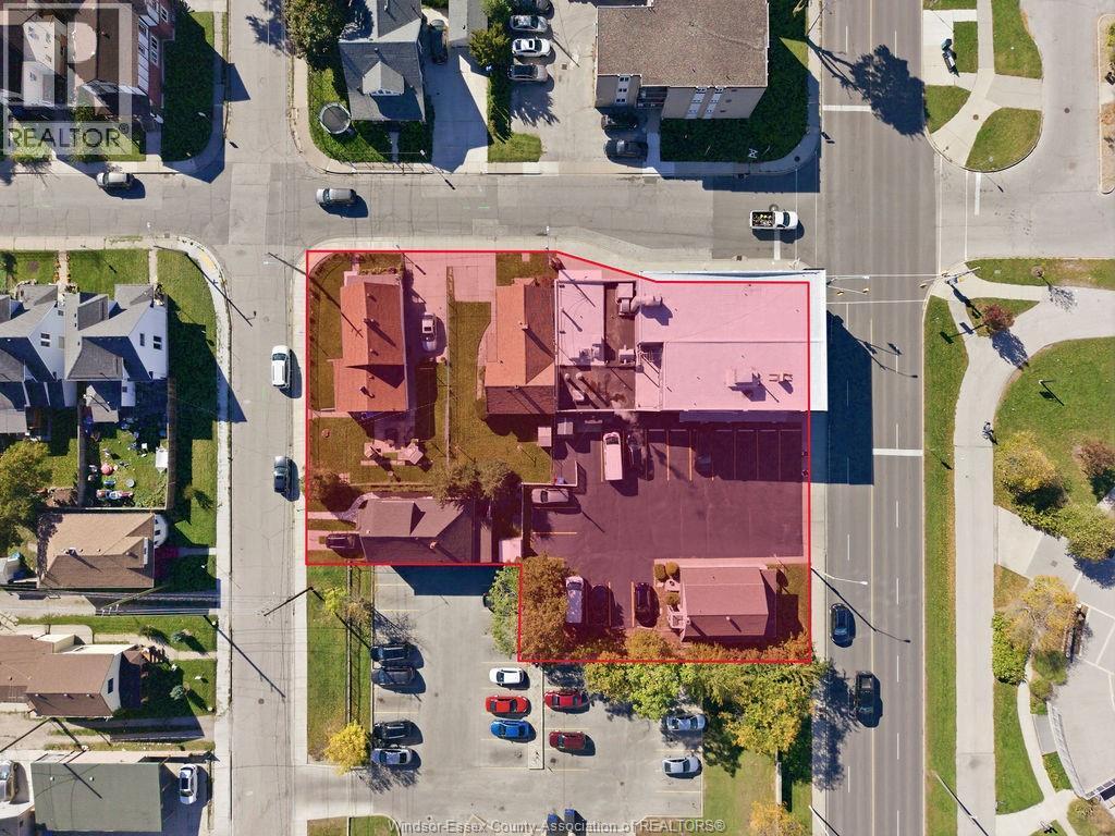 Single Family — 939 Riverside Dr E, Windsor, Ontario