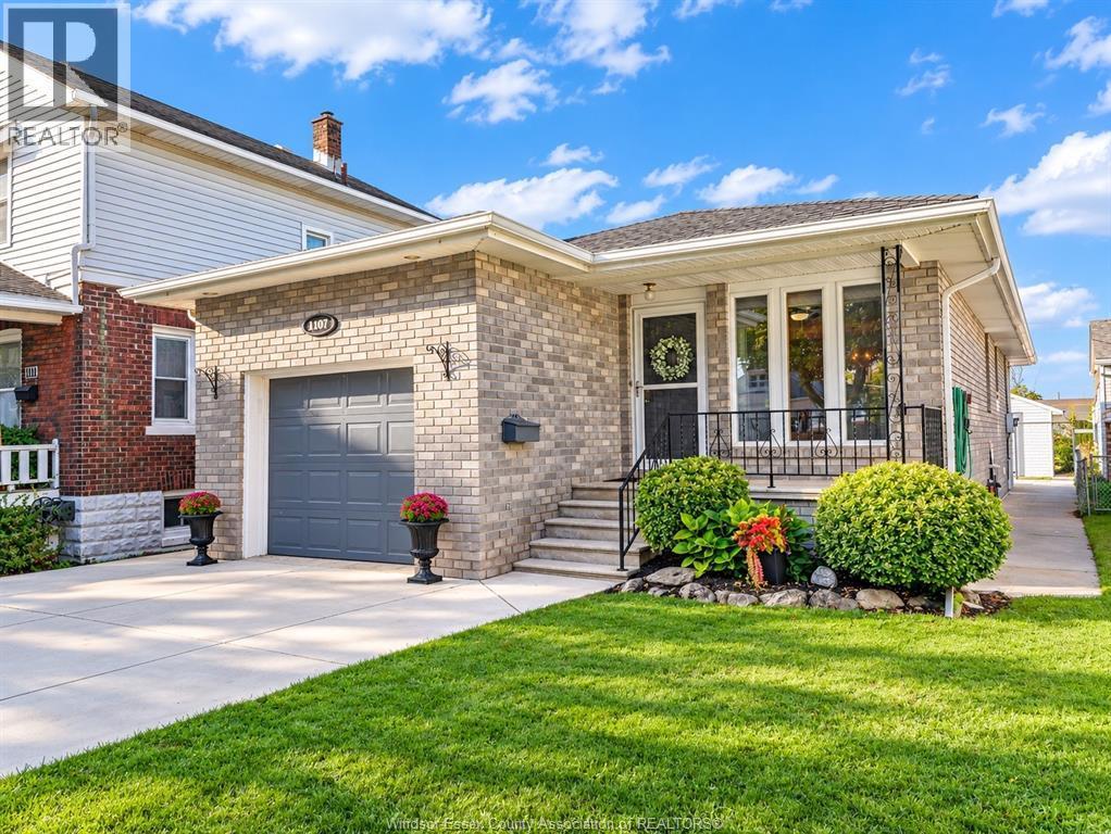 3-bedroom Single Family at 1107 Janette, Windsor — primary photograph