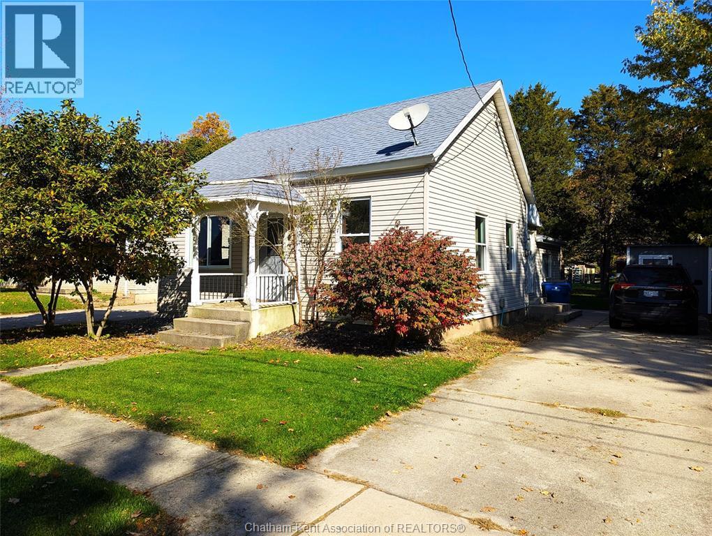 2-bedroom Single Family at 26 Priscilla Street, Thamesville — primary photograph