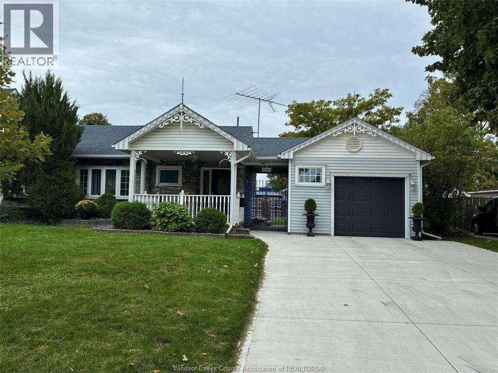 2-bedroom Single Family at 2533 Tourangeau, Windsor — primary photograph