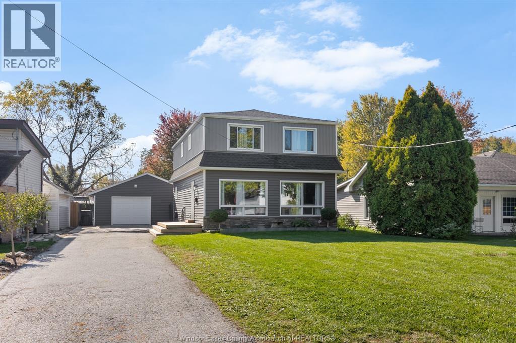 4-bedroom Single Family at 117 Hunter Drive, Amherstburg — photograph 2