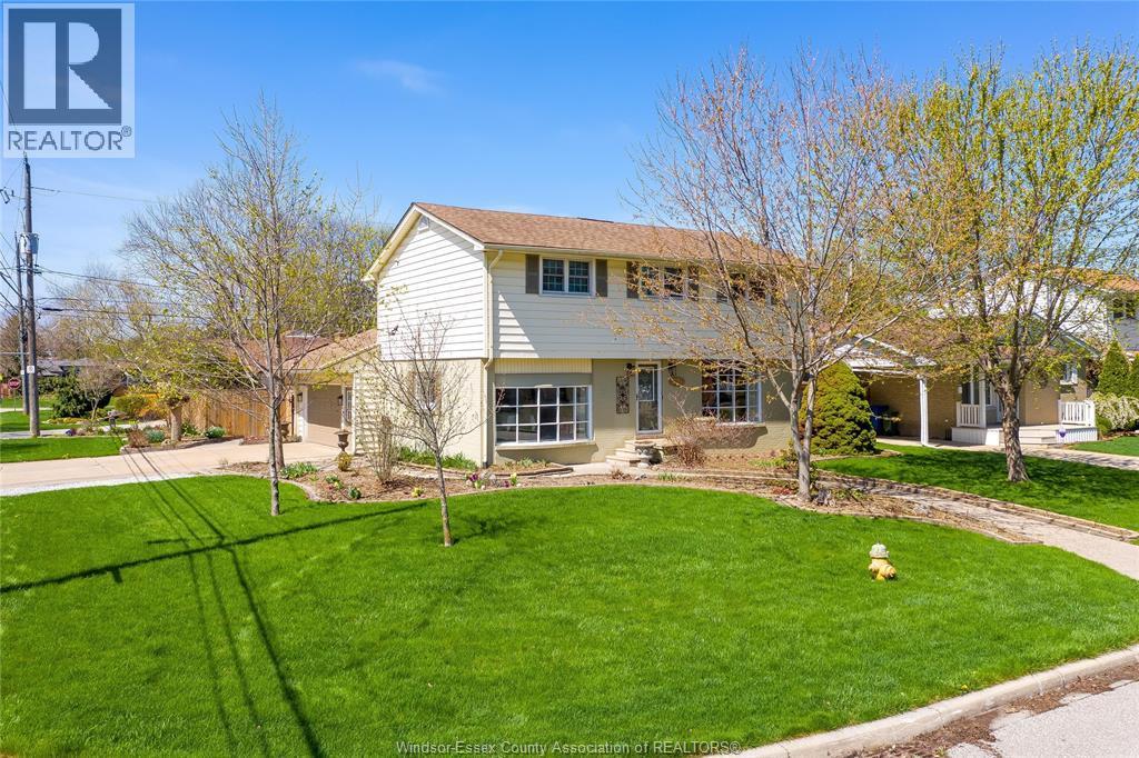 Single Family — 391 Betty Drive, Windsor, Ontario